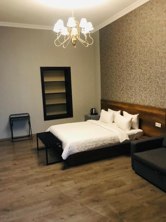 2Nd Floor Hotel 第比利斯 外观 照片