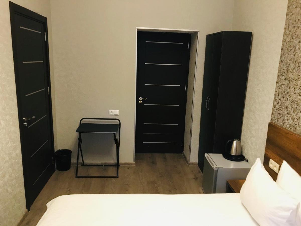 2Nd Floor Hotel 第比利斯 外观 照片