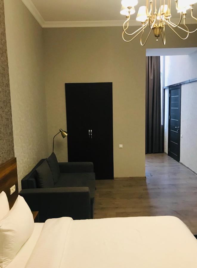 2Nd Floor Hotel 第比利斯 外观 照片