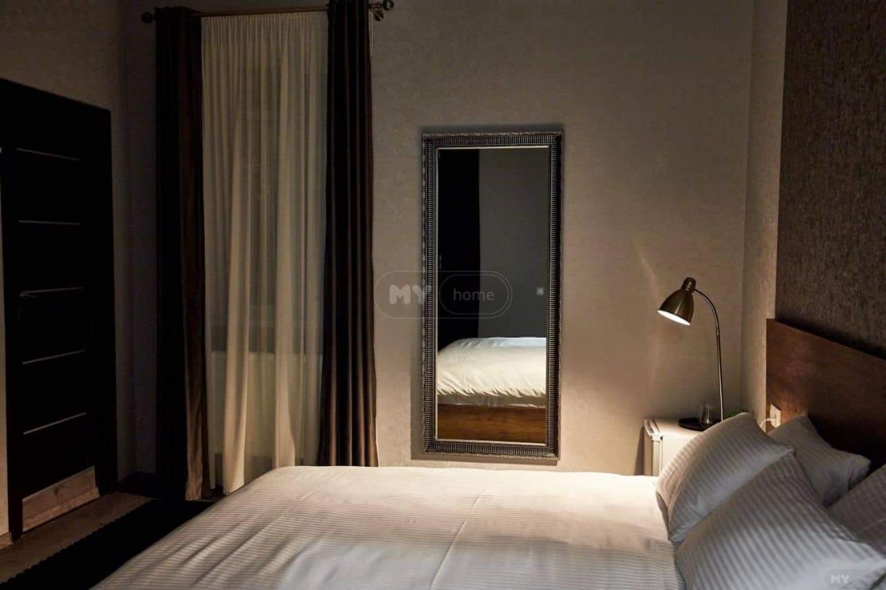 2Nd Floor Hotel 第比利斯 外观 照片