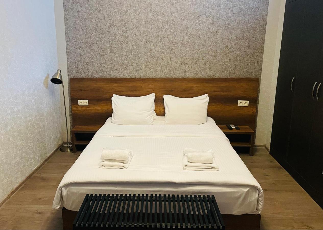 2Nd Floor Hotel 第比利斯 外观 照片